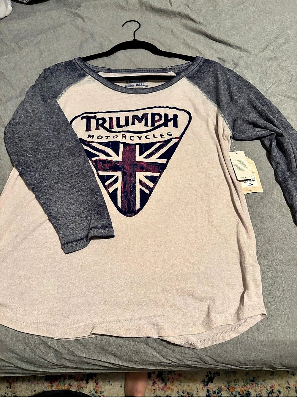 Lucky Brand Triumph Motorcycles Raglan 3/4 Sleeve Graphic Tee Gray & Cream